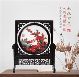 汉绣屏风 武汉市花